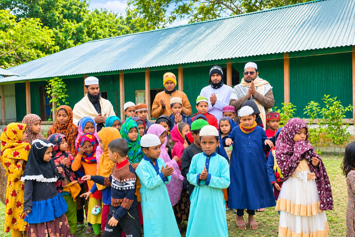 মাদ্রাসা শিক্ষা উপকরণ ও বই বিতরণ প্রকল্প